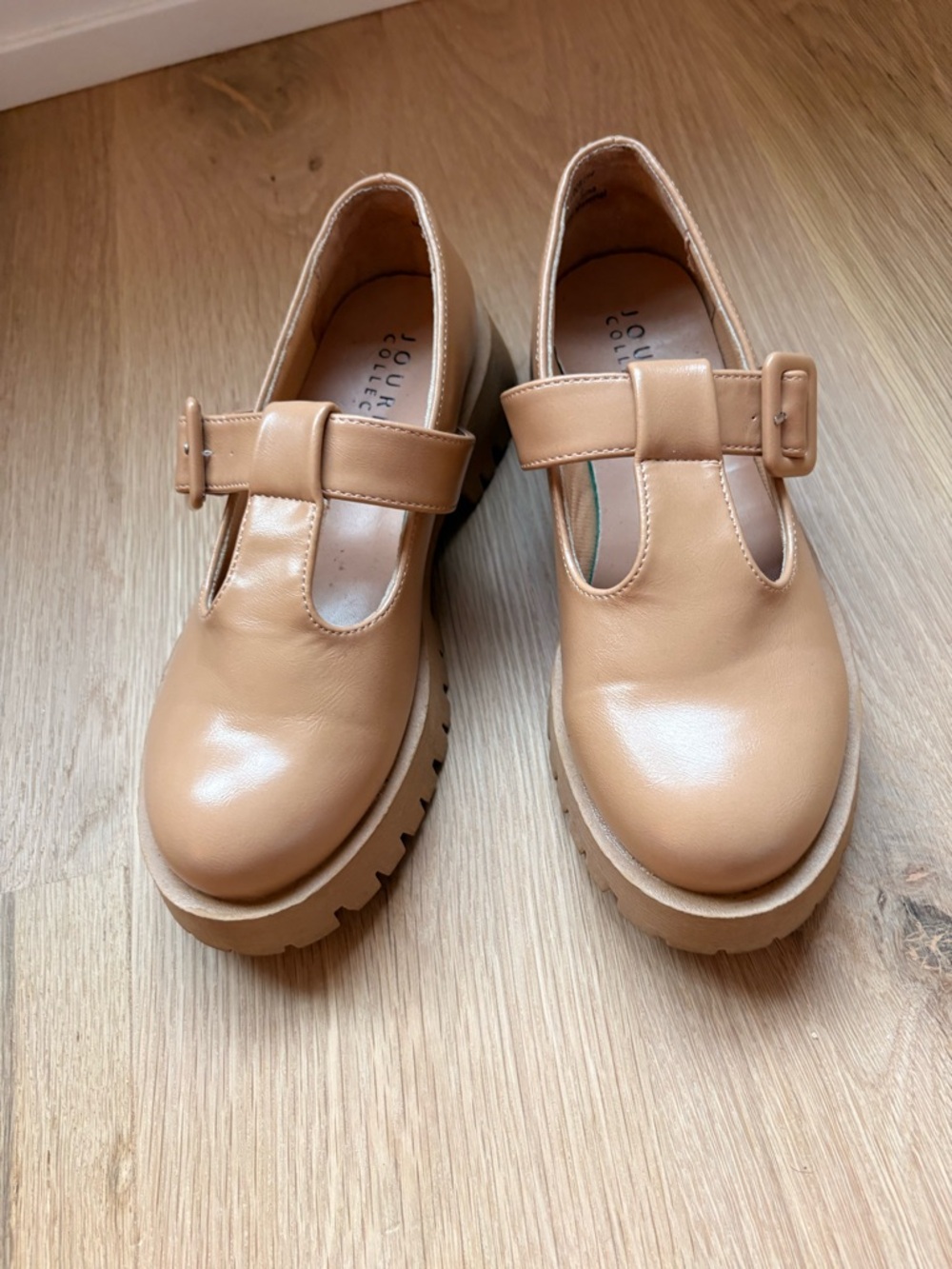 Journee Collection Tan Leather T-Strap Chunky Loafers